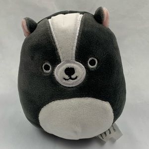 Skylar the Skunk 3.5" Squishmallow
